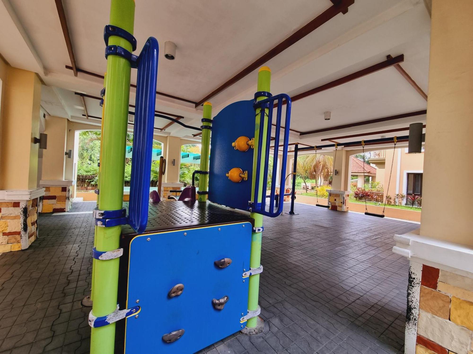 Legarse Staycation At Montecito Residential Resort Манила Экстерьер фото
