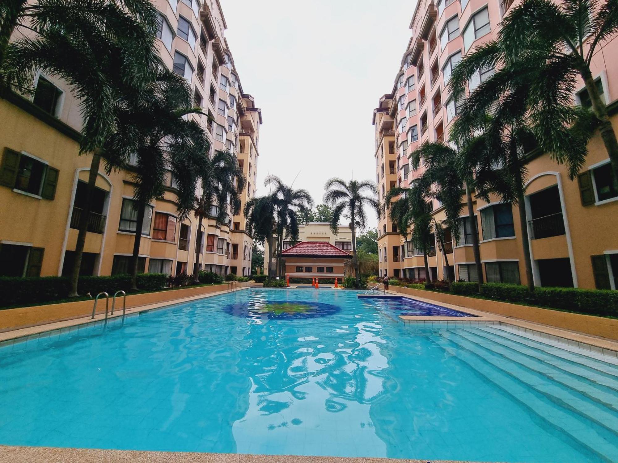 Legarse Staycation At Montecito Residential Resort Манила Экстерьер фото